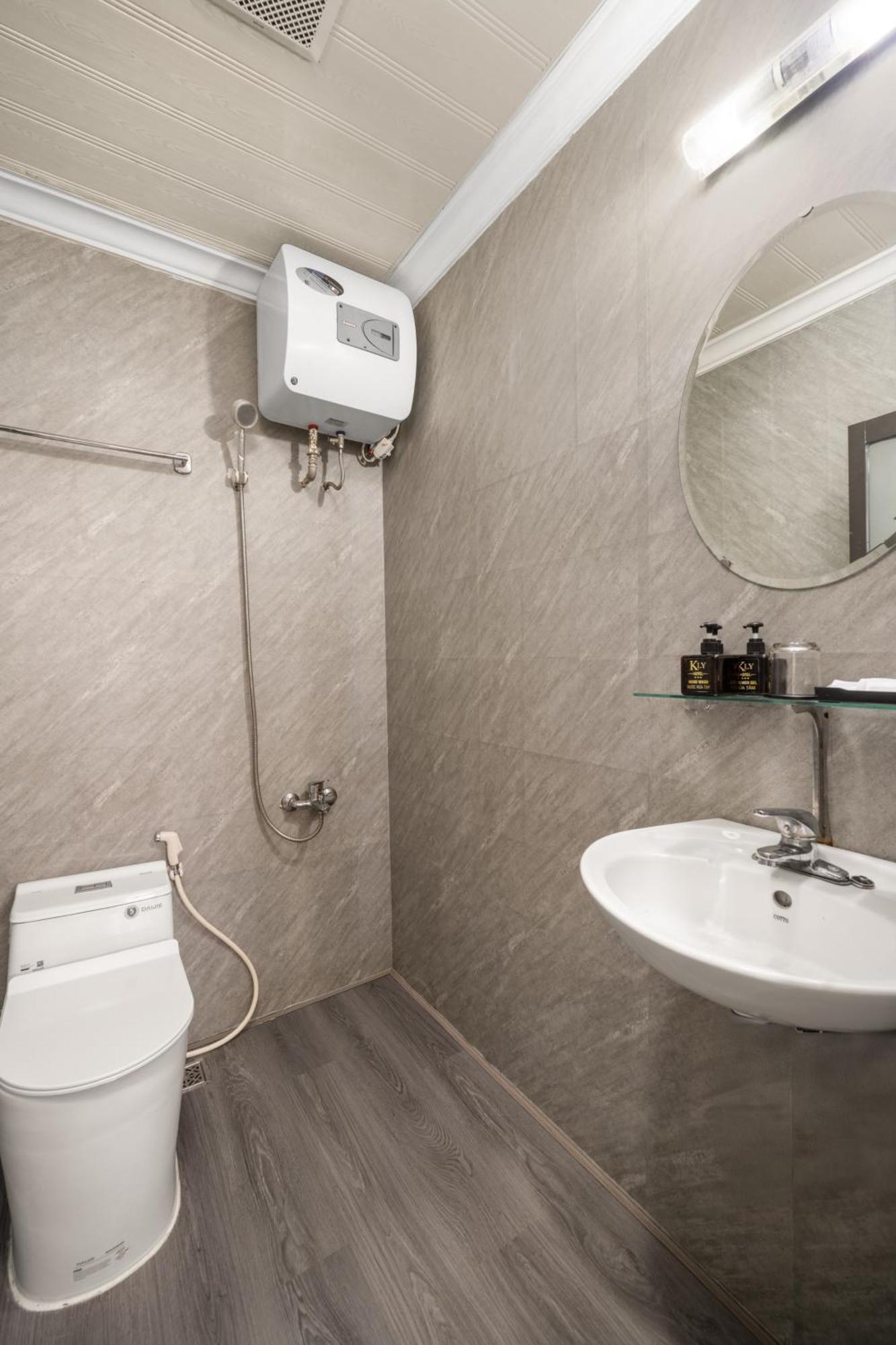 Kly Apartment Hotel Hue Bagian luar foto